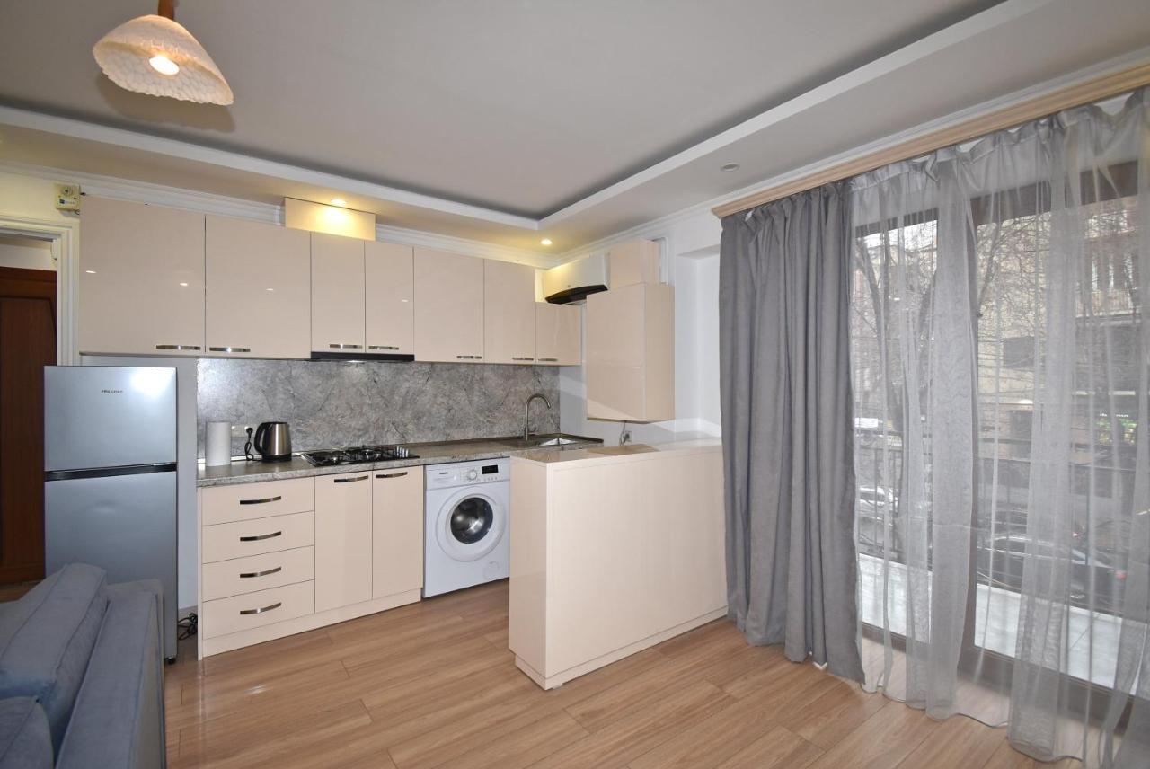 19Tumanyan Excellent Apartment In The Centre Of Capital Erivan Dış mekan fotoğraf