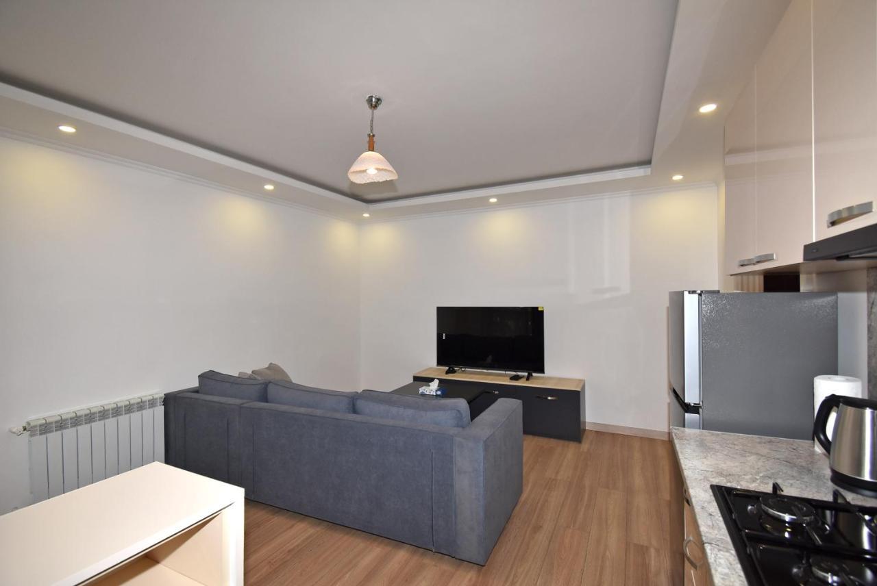 19Tumanyan Excellent Apartment In The Centre Of Capital Erivan Dış mekan fotoğraf