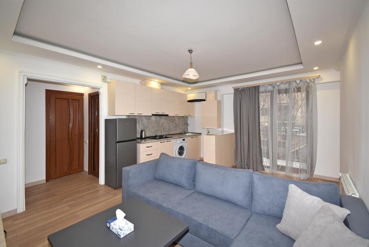 19Tumanyan Excellent Apartment In The Centre Of Capital Erivan Dış mekan fotoğraf